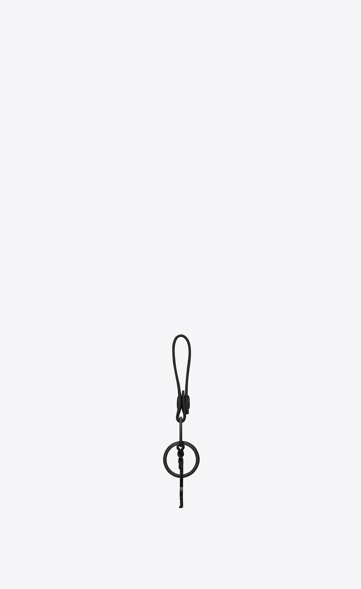 YSL Cassandre Key Ring In Grain De Poudre Embossed Leder Schwarz | 87364-XKCD