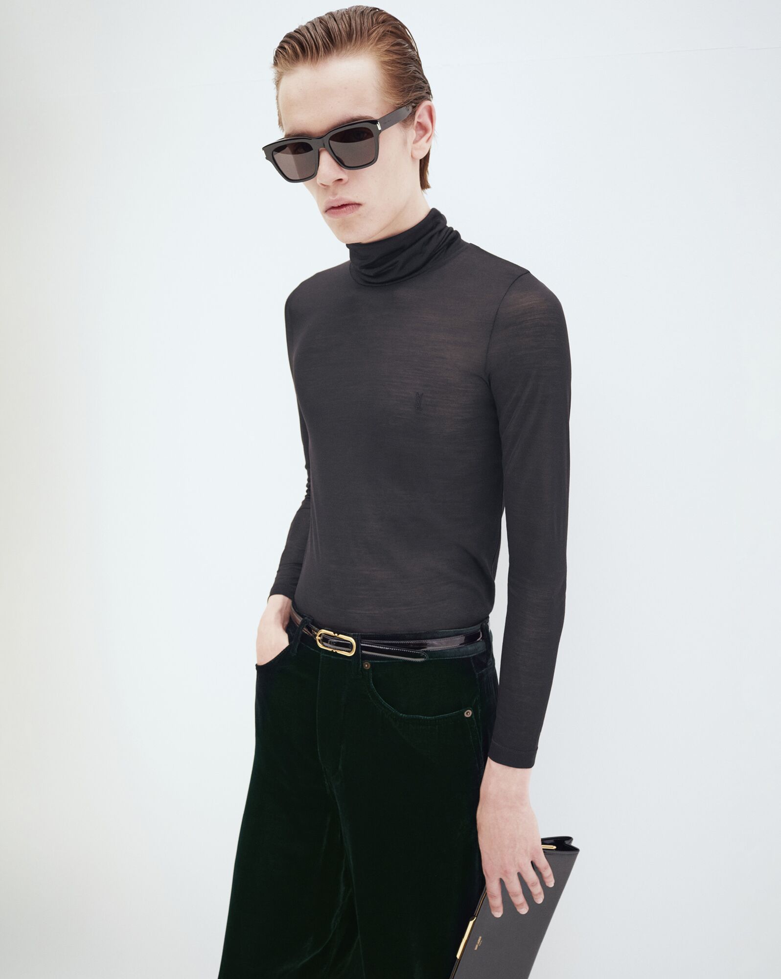 YSL Cassandre Turtleneck Top In Silk Jersey Schwarz | 57283-LNCT